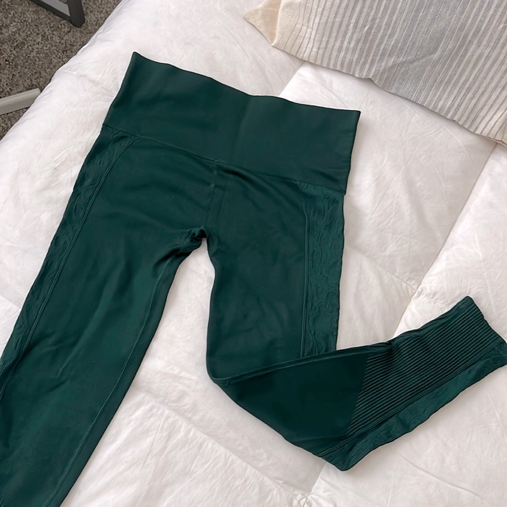 Ideology leggings